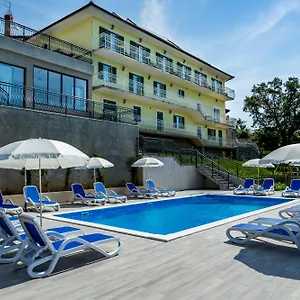 Villa Residence Icici 3*, Ičići Horvátország