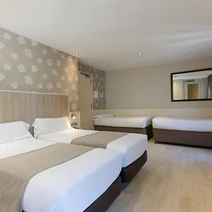 Santa Marta 2*, Barcelona Spanyolország